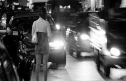 Nghề đứng đường ở Mỹ như thế nào?