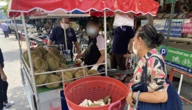 Người Việt bị bắt ở Thái với cáo buộc cân gian sầu riêng