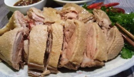 Luộc vịt cho gừng và nước lạnh là sai: Thả thêm thứ này, thịt hết sạch mùi hôi, mềm ngon, thơm phức