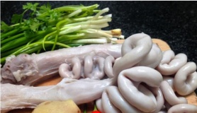 Đầu bếp mách: Luộc lòng không cần cho gia vị, không dai, không đắng, trắng giòn sùn sụn