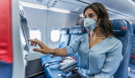 Tiếp viên hàng không 21 năm kinh nghiệm chia sẻ: Nguyên tắc lịch sự phải biết khi đi máy bay