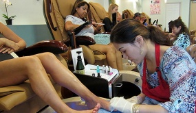 Thu nhập của người làm nghề Nail là bao nhiêu?