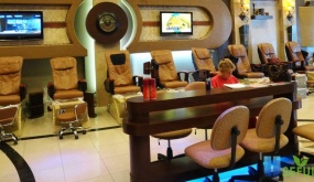 Định cư ở Mỹ và nghề nail: Thiên đường trên tay mình!