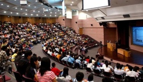 Một kiểu du học đang được nhiều bạn trẻ lựa chọn: Thành tích học tập THPT không cần quá cao, dễ đi mà về nước lại có việc làm ngon nghẻ