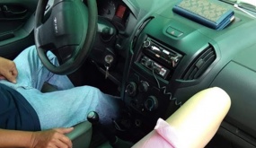 Touching story: Police help a woman give birth