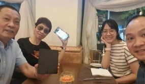 Mừng sinh nhật tuổi 66, Lại Văn Sâm hiếm hoi khoe ảnh cả nhà sum vầy: Chuẩn ‘gia đình phong độ‘