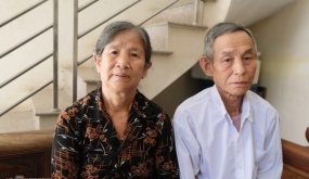 Người già bị lừa