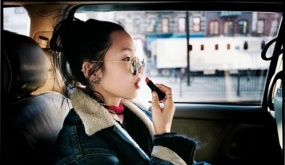 Người trẻ Mỹ trì hoãn tiết kiệm