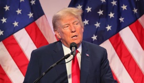 Ông Trump chỉ trích tuyển Mỹ bị loại khỏi World Cup nữ
