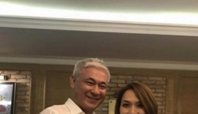 Bố ruột Mỹ Tâm là lão phật gia nổi tiếng trên phim ngoài đời âm thầm làm vệ sĩ cho toàn siêu sao