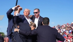 Thêm thông tin về nghi phạm bắn ông Trump
