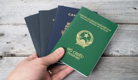 2.100 người nhập, thôi và trở lại quốc tịch Việt Nam