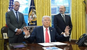 Ông Trump đề xuất cấp 'thẻ vàng' trị giá 5 triệu đô la cho người nước ngoài muốn nhập cư Mỹ thay cho EB5