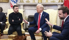 Lời xin lỗi của ông Zelensky: Ukraine dồn dập nhận tin xấu từ Mỹ