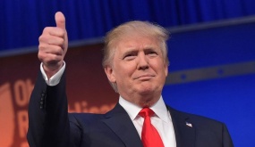 Ông Trump nêu khả năng xóa thuế thu nhập cá nhân cho người Mỹ