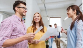 Đừng khó chịu khi nghe Việt kiều nói hay pha tiếng Mỹ