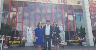 Little Saigon: ‘Tết, không về Bolsa thì đi đâu?’ Little Saigon: ‘Tết, không về Bolsa thì đi đâu?’