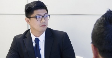 Chàng du học sinh tự tin đi xin việc khắp nơi nhưng đều bị từ chối với lý do giúp cảnh tỉnh những thói quen xấu tính khi đi ở xứ người Chàng du học sinh tự tin đi xin việc khắp nơi nhưng đều bị từ chối với lý do giúp cảnh tỉnh những thói quen xấu tính khi đi ở xứ người