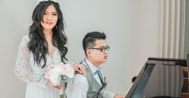 Duyên trời định của cô ca sĩ khiếm thị Việt Nam mắc kẹt ở Mỹ