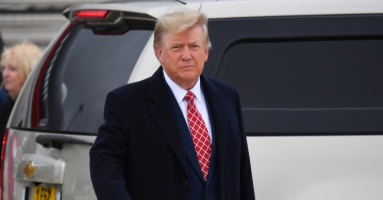 Ông Trump bị yêu cầu bồi thường 5 triệu USD cho cựu nhà báo Ông Trump bị yêu cầu bồi thường 5 triệu USD cho cựu nhà báo