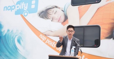 Hai Anh Em Gốc Việt Ở Mỹ Mở Dịch Vụ Ngủ Trưa Di Động Đầu Tiên Trên Thế Giới Hai Anh Em Gốc Việt Ở Mỹ Mở Dịch Vụ Ngủ Trưa Di Động Đầu Tiên Trên Thế Giới