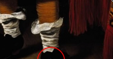 Phát hiện chi tiết đặc biệt trong bức ảnh 400 năm tuổi, liệu du hành thời gian có thực sự tồn tại?