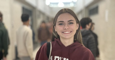 Cô gái Texas sinh trong tù, tốt nghiệp trung học hàng đầu, sẽ vào Harvard Cô gái Texas sinh trong tù, tốt nghiệp trung học hàng đầu, sẽ vào Harvard