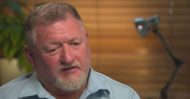 Yêu qua mạng, người đàn ông 54 tuổi bị lừa gần 200.000 USD