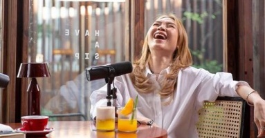 'Ca sĩ Mỹ Tâm: 'Hồi xưa tôi vô duyên, người ta thấy thật nên thương'