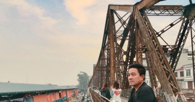 ‘Hơn 20 năm xuất ngoại, lòng vẫn nặng trĩu hình hài đất Việt’ ‘Hơn 20 năm xuất ngoại, lòng vẫn nặng trĩu hình hài đất Việt’
