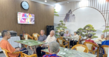 Cuộc chiến tâm lý đưa cha mẹ vào viện dưỡng lão