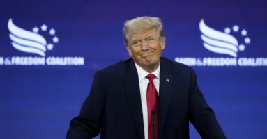 Tỷ lệ ủng hộ ông Trump tăng sau vụ truy tố tài liệu mật