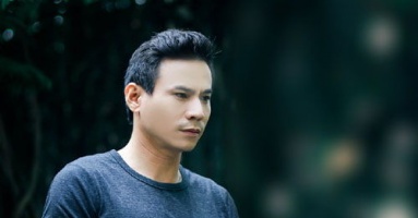 Trí Quang : Bỏ thẻ xanh Mỹ, ly dị vợ Việt Kiều , trở về Việt Nam với đồng lương ít ỏi Trí Quang : Bỏ thẻ xanh Mỹ, ly dị vợ Việt Kiều , trở về Việt Nam với đồng lương ít ỏi