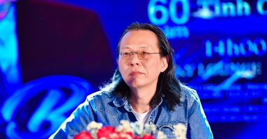 Nhạc sĩ Nguyễn Quang cho biết, nhạc sĩ Ngô Thụy Miên ở tuổi 75 có cuộc sống êm đềm, khép kín tại Mỹ.