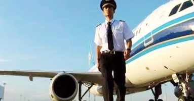 Chuyện di cư của cựu cơ trưởng khi nhận ra 'chẳng là gì ở Bắc Kinh' Chuyện di cư của cựu cơ trưởng khi nhận ra 'chẳng là gì ở Bắc Kinh'