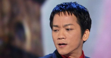 Hiện tượng âm nhạc Mỹ, Don Hồ 58 tuổi, chưa lập gia đình: Từ cậu bé nghèo, phải bỏ xứ đi trở thành hiện tượng âm nhạc khắp Châu Âu, Châu Úc
