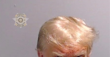 Ông Biden nói Trump 'đẹp trai' trong ảnh hồ sơ nhà tù