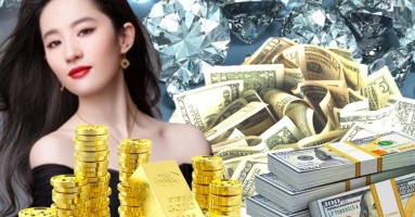 4 tuổi kiếm tiền cực đỉnh, 3 tháng cuối năm 2023 tiền bạc rủng rỉnh