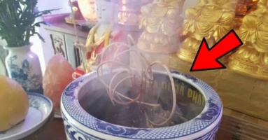 Bát hương bỗng có 5 dấu hiệu này là không ổn, gia chủ thay ngay kẻo cả nhà 'gánh' hạn