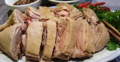Luộc vịt cho gừng và nước lạnh là sai: Thả thêm thứ này, thịt hết sạch mùi hôi, mềm ngon, thơm phức