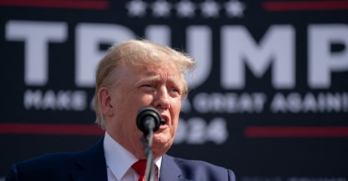 Tập đoàn Trump bị rút giấy phép kinh doanh ở New York Tập đoàn Trump bị rút giấy phép kinh doanh ở New York