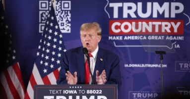 Ông Trump chế giễu tật nói lắp lúc nhỏ của ông Biden Ông Trump chế giễu tật nói lắp lúc nhỏ của ông Biden