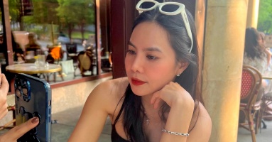 Người phụ nữ mở 7 tiệm nail ở Mỹ, khách sẵn sàng chờ 5 tiếng để vẽ móng Người phụ nữ mở 7 tiệm nail ở Mỹ, khách sẵn sàng chờ 5 tiếng để vẽ móng