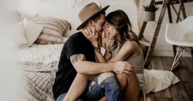 Khi tiếp xúc với gia đình thông gia, bạn nên tránh nói về những điều này, càng nói nhiều mọi người sẽ càng coi thường bạn Khi tiếp xúc với gia đình thông gia, bạn nên tránh nói về những điều này, càng nói nhiều mọi người sẽ càng coi thường bạn