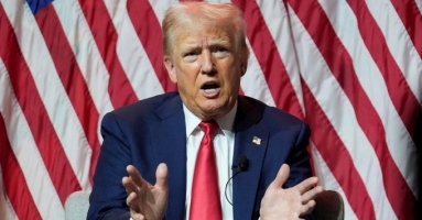 Hai tuần 'vạ miệng' làm đảo lộn chiến dịch tranh cử của Trump Hai tuần 'vạ miệng' làm đảo lộn chiến dịch tranh cử của Trump
