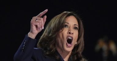 Bà Harris: 'Nước Mỹ sẽ không quay lại thời Trump'