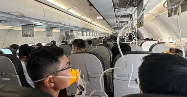 Sống sót khi máy bay gặp sự cố: Làm điều này có thể giúp ích gấp nhiều lần việc bỏ giấy tờ vào túi Sống sót khi máy bay gặp sự cố: Làm điều này có thể giúp ích gấp nhiều lần việc bỏ giấy tờ vào túi