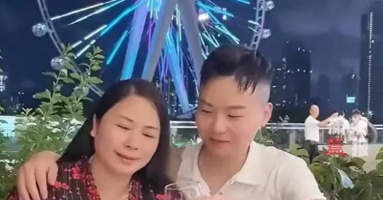 Chàng trai 20 tuổi cưới bà chủ cho thuê trọ, trở thành đại gia bất động sản chỉ sau một đêm Chàng trai 20 tuổi cưới bà chủ cho thuê trọ, trở thành đại gia bất động sản chỉ sau một đêm