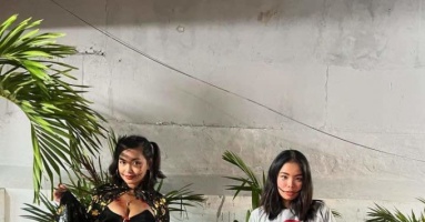 Người nước ngoài làm Halloween ở Việt Nam để đỡ nhớ quê Người nước ngoài làm Halloween ở Việt Nam để đỡ nhớ quê