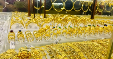 Giá vàng chốt phiên hôm nay 17.11: Chia buồn với người mua vàng trong nước, lỗ tới 5,8 triệu đồng/lượng sau một tuần Giá vàng chốt phiên hôm nay 17.11: Chia buồn với người mua vàng trong nước, lỗ tới 5,8 triệu đồng/lượng sau một tuần